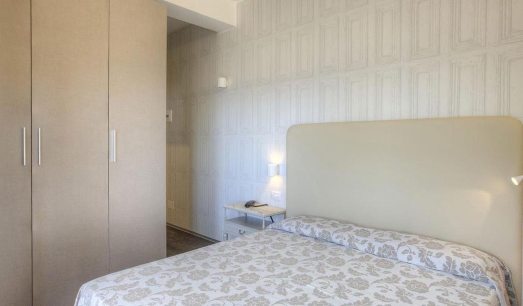 Hotel 2000 ริมินี ภายนอก รูปภาพ