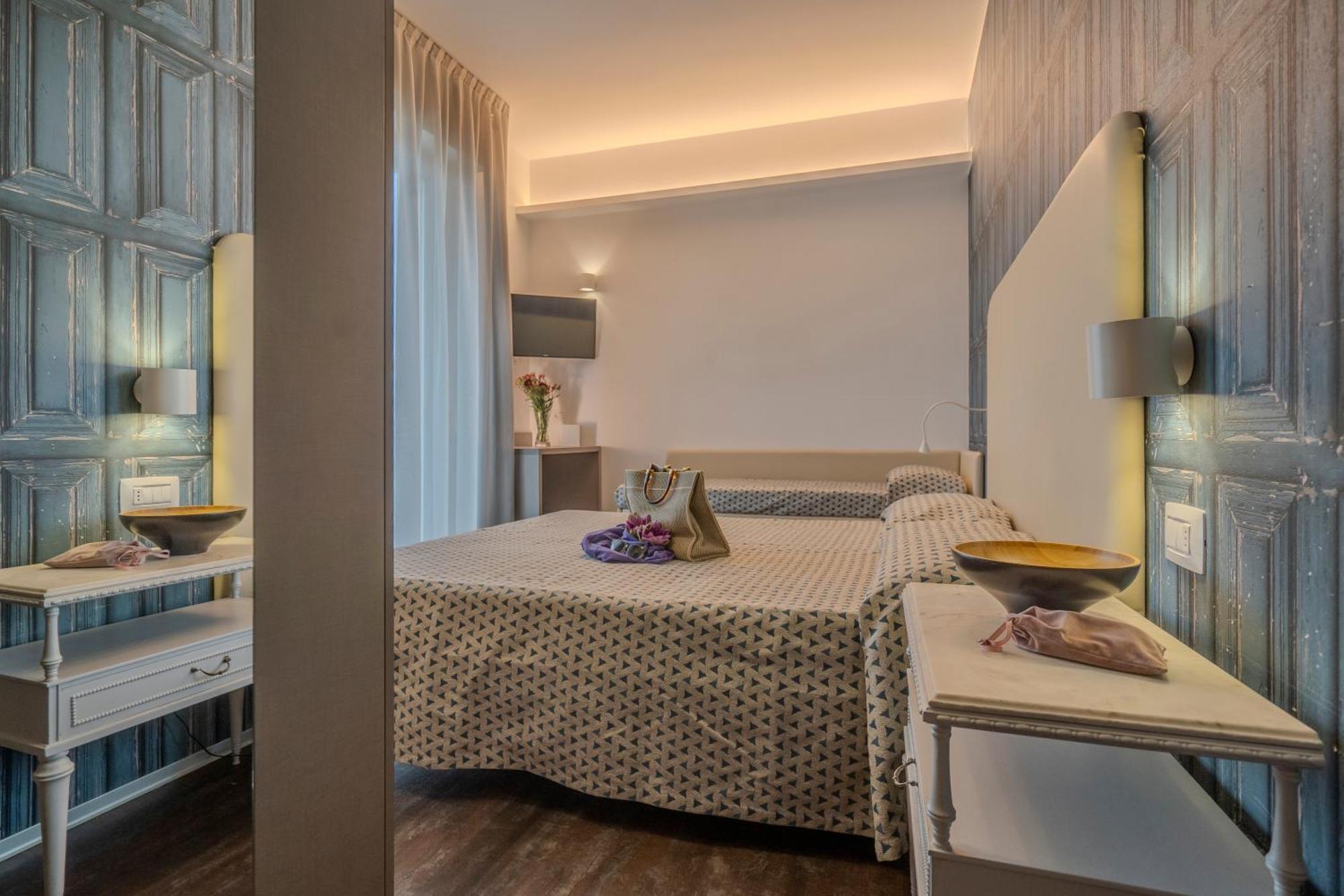 Hotel 2000 ริมินี ภายนอก รูปภาพ