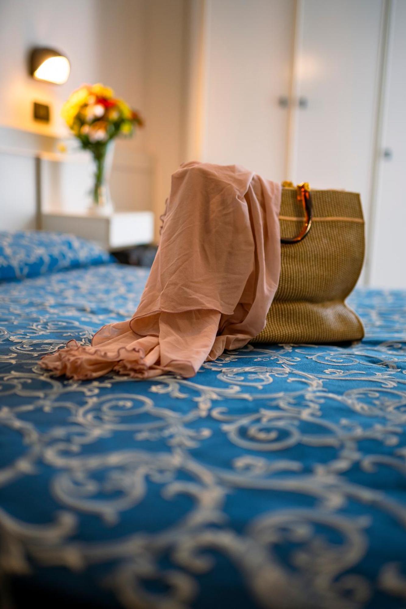 Hotel 2000 ริมินี ภายนอก รูปภาพ