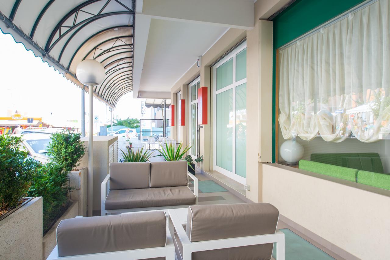 Hotel 2000 ริมินี ภายนอก รูปภาพ